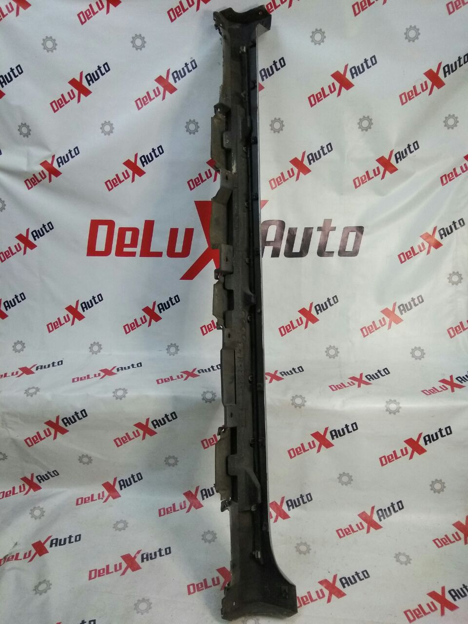 decorativ ornament prag exterior dreapta pentru Toyota Camry 50 (XV50) · hibrid · versiune americană · 2013