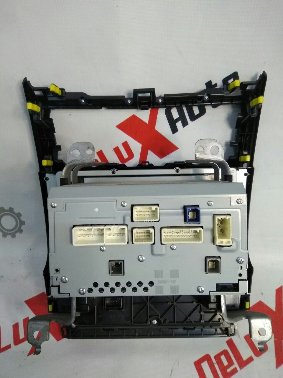 radio pentru Toyota Camry 50 (XV50) · hibrid · versiune americană · 2013
