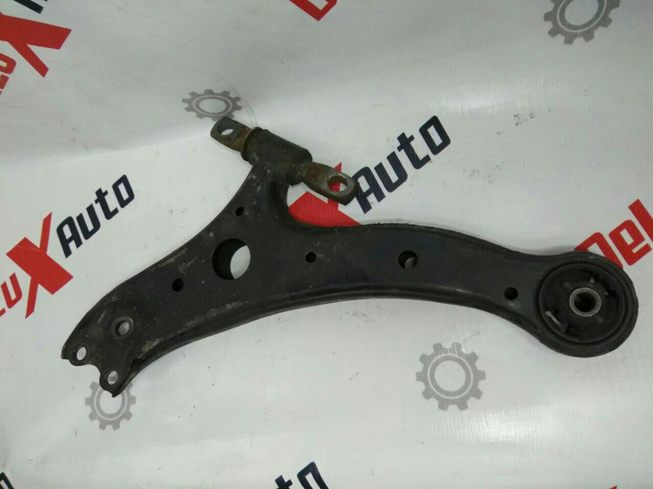 braț suspensie față dreapta pentru Toyota Camry 50 (XV50) · hibrid · versiune americană · 2013