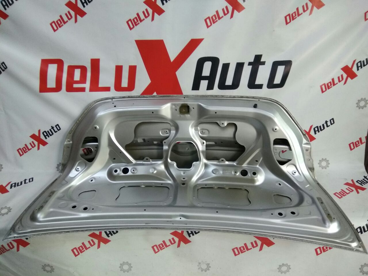 capac portbagaj cu defect pentru Toyota Camry 50 (XV50) · hibrid · versiune americană · 2013