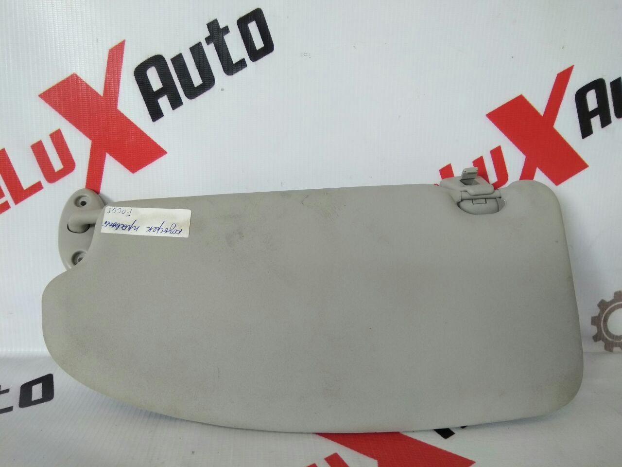 parasolar dreapta pentru Ford Focus · 2007–2011