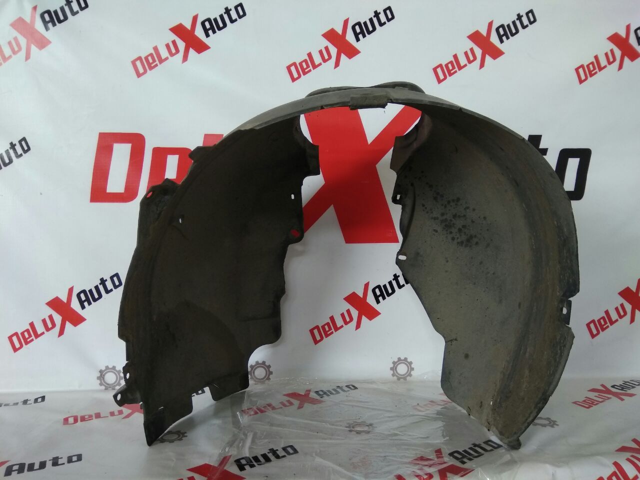 Подкрылок передний левый для Ford Focus · 2007–2011