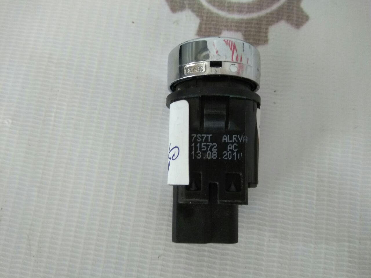 buton pornire-stop pentru Ford Focus · 2007–2011
