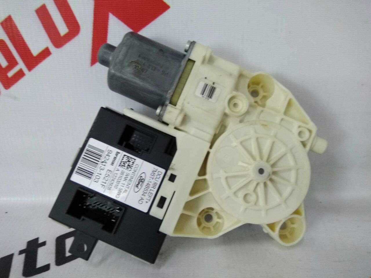 Моторчик стеклоподъёмника двери  задней левой для Ford Focus · 2007–2011