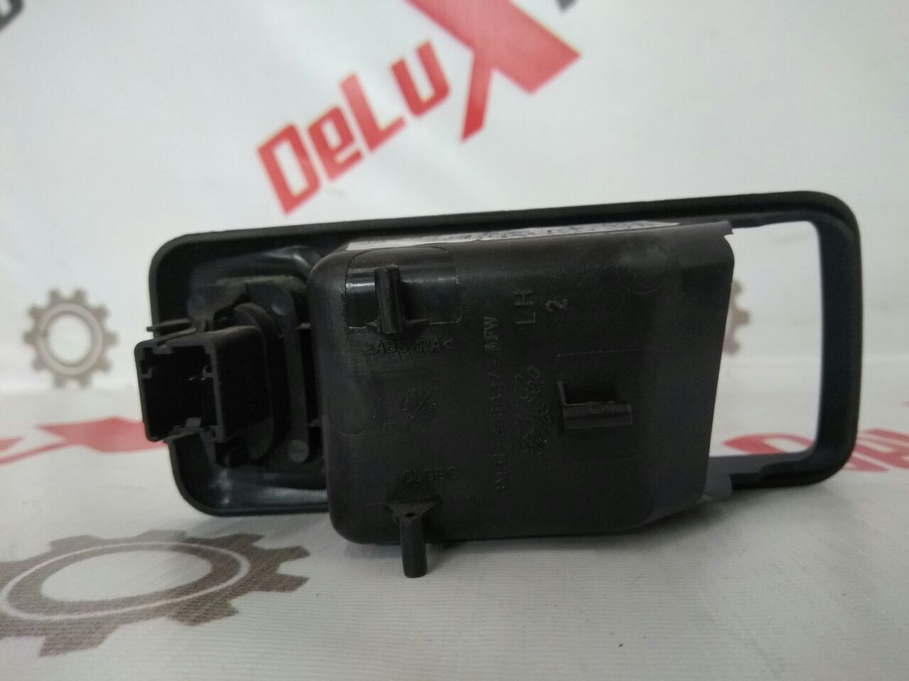 ornament interior mâner uși spate stânga pentru Ford Focus · 2007–2011