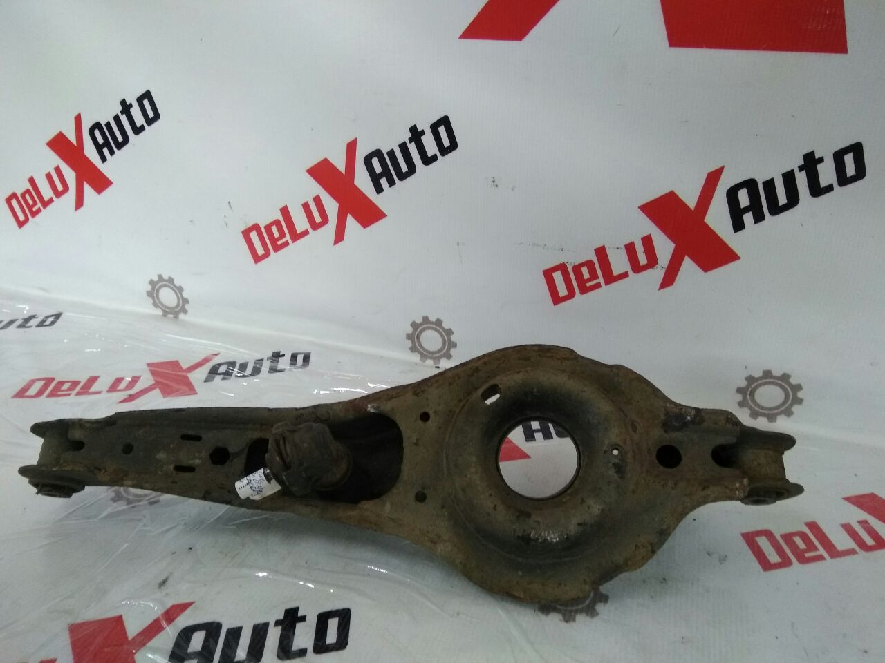 braț suspensie transversal inferior stânga pentru Ford Focus · 2007–2011