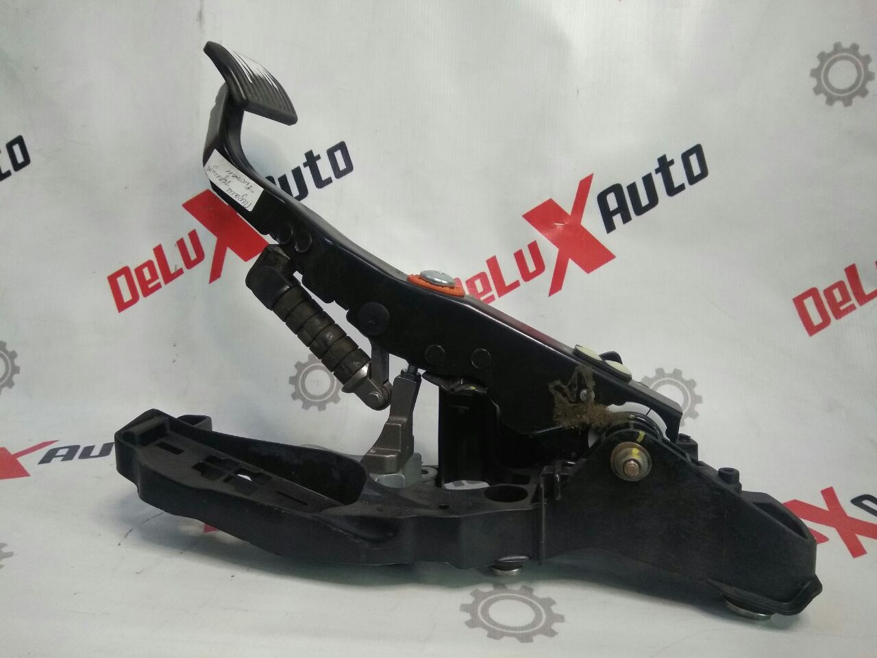 pedală frână hibrid pentru Ford Fusion · 2014–2015