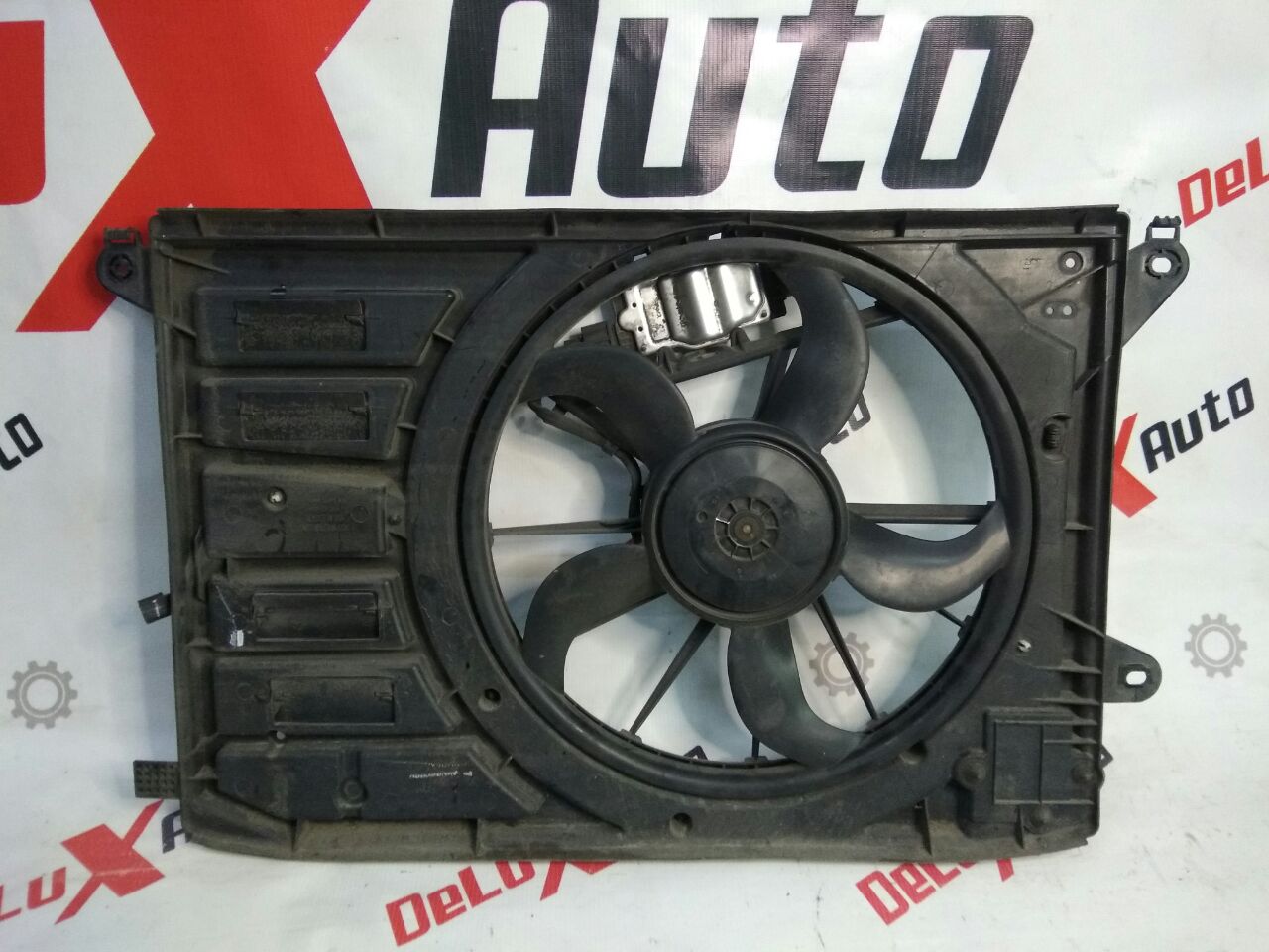 difuzor cu ventilator răcire pentru Ford Fusion · 2014–2015