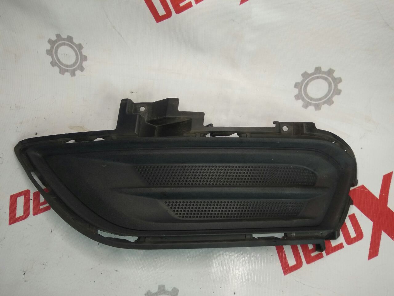 capac față bară de protecție sub proiector ceață stânga pentru Ford Fusion · 2014–2015