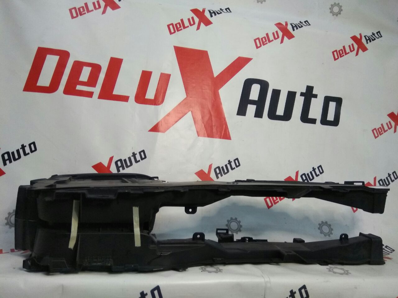 central consolă cu cotieră pentru Ford Fusion · 2014–2015