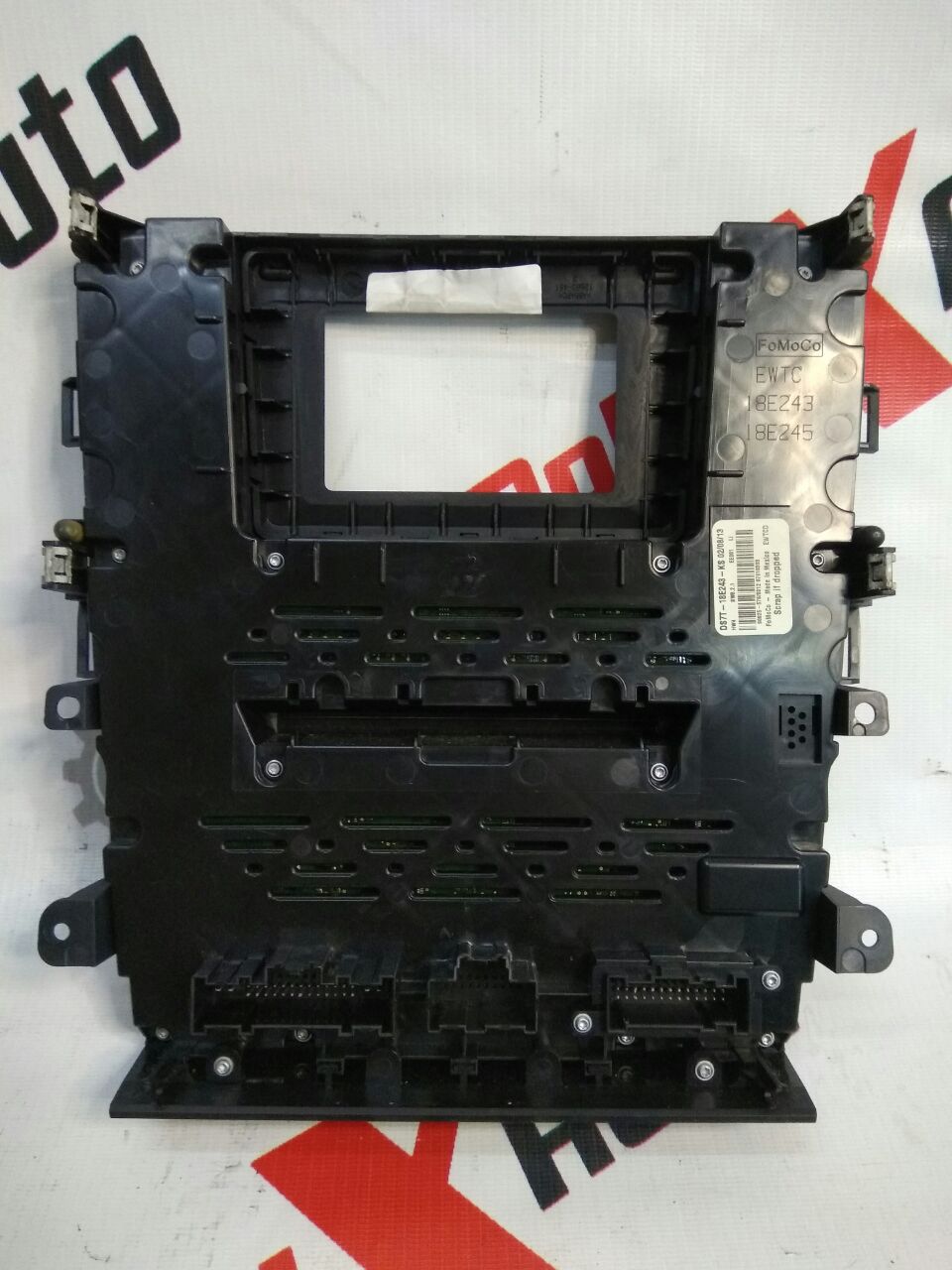central consolă cu comandă pentru Ford Fusion · 2014–2015