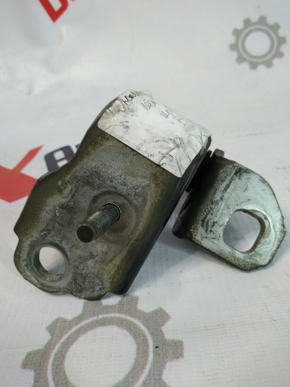 balama uși inferior față stânga pentru Ford Fusion · 2014–2015