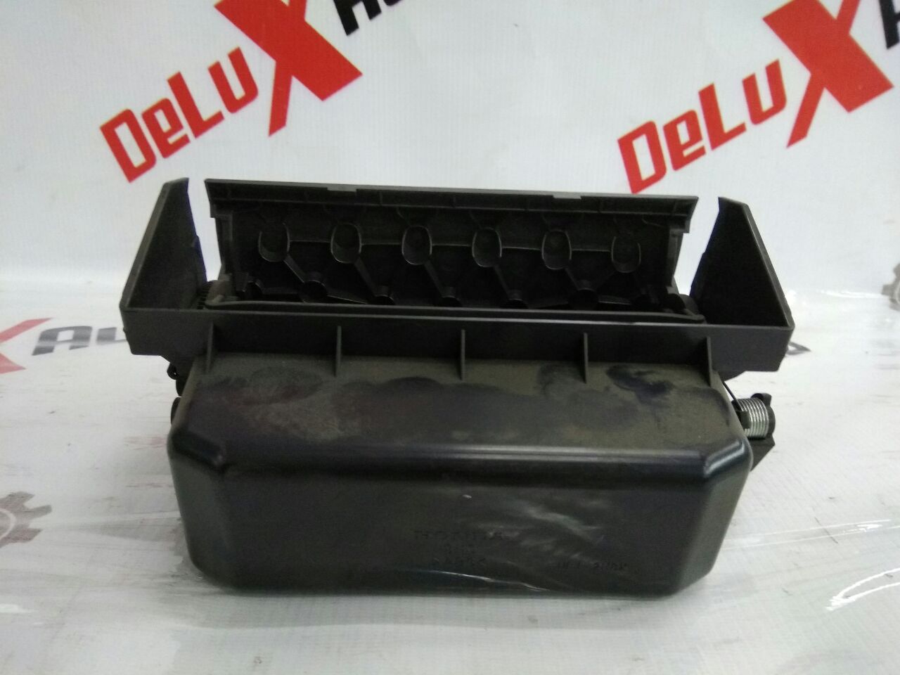 Бардачок центральный для Honda Civic 2.2 · 2008