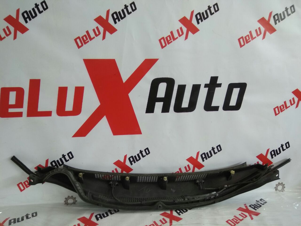 Центральная накладка лобового стекла для Honda Civic 2.2 · 2008
