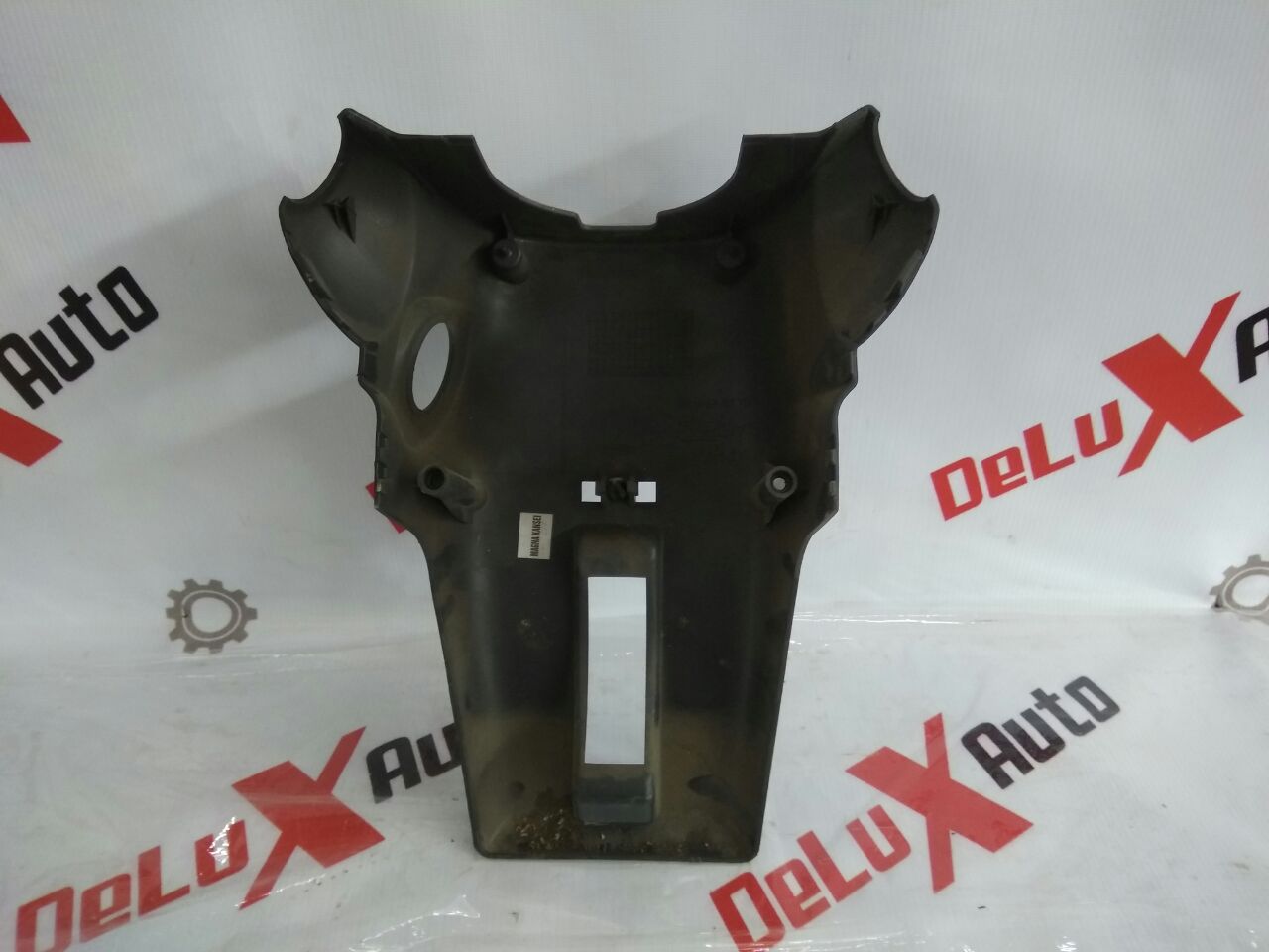 ornament direcție difuzor inferior pentru Nissan Almera 1.5 · 2005 hatchback