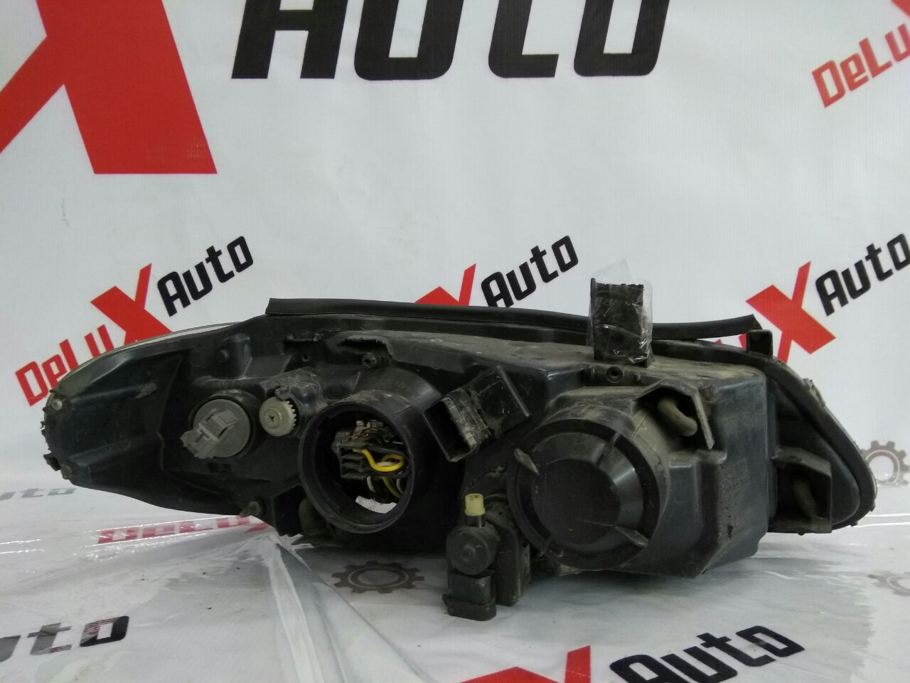 far stânga defect pentru Nissan Almera 1.5 · 2005 hatchback