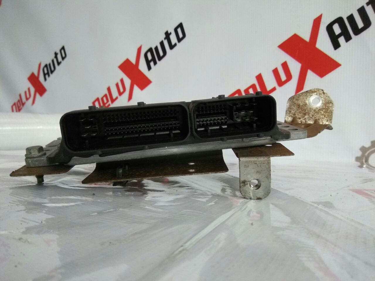 modul de control ECU pentru Nissan Almera 1.5 · 2005 hatchback