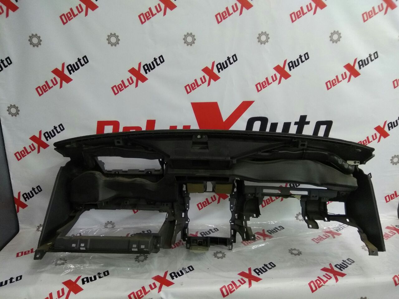 bord pentru Nissan Almera 1.5 · 2005 hatchback