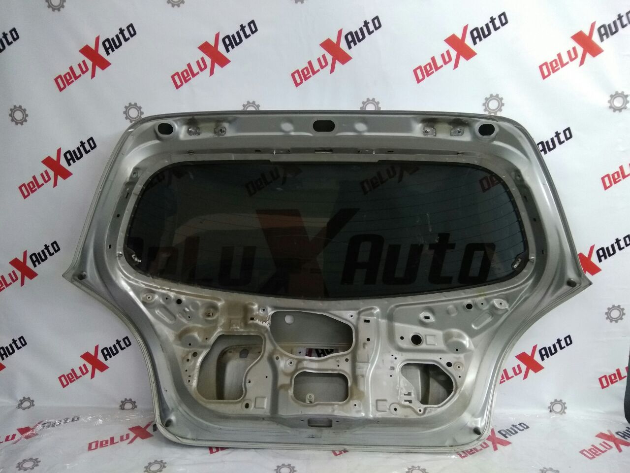 capac portbagaj pentru Nissan Almera 1.5 · 2005 hatchback