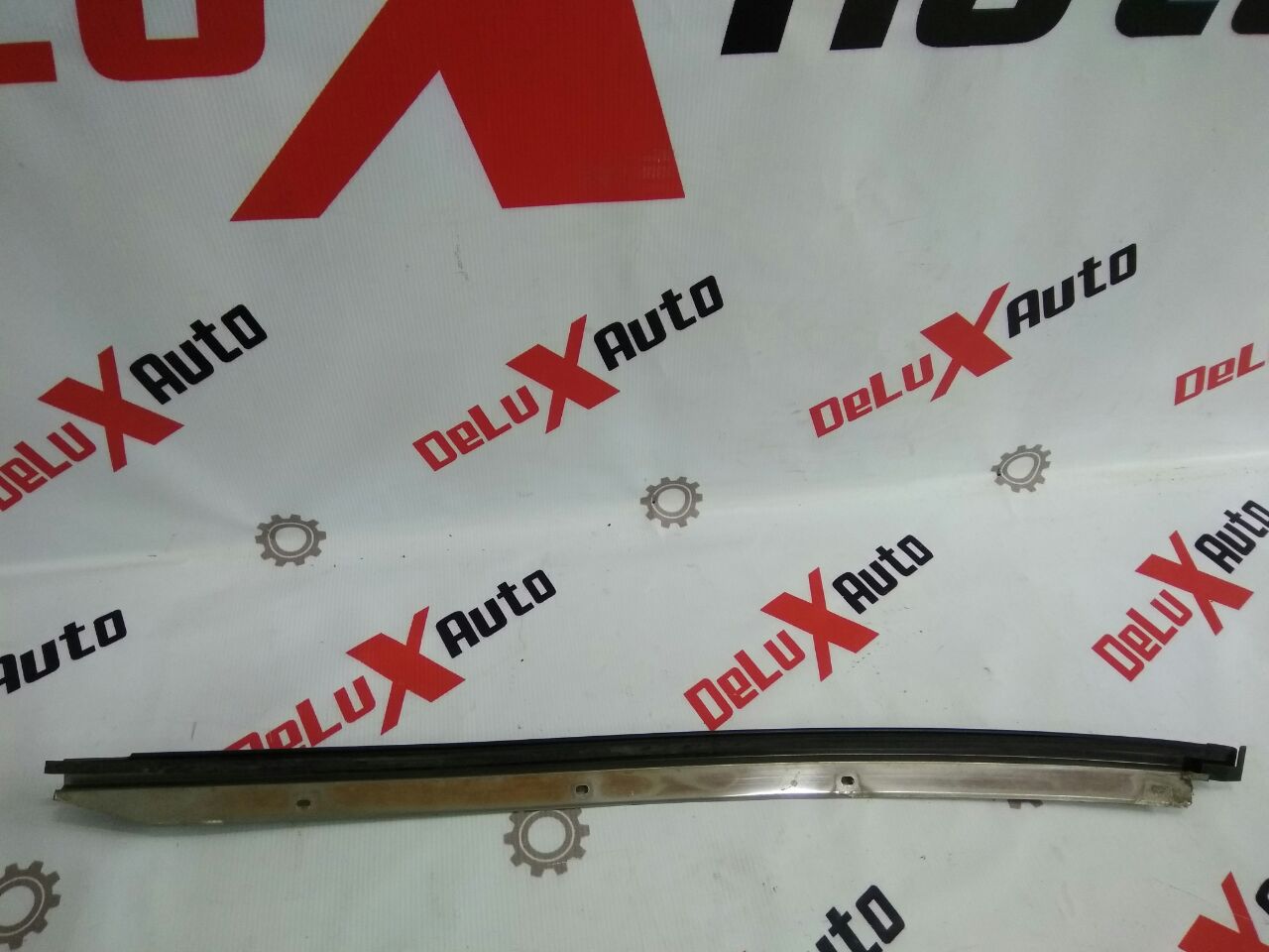 garnitură parbriz geam față dreapta pentru Nissan Almera 1.5 · 2005 hatchback