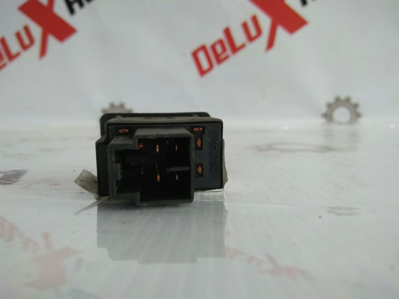 buton încălzire scaun pentru Nissan Almera 1.5 · 2005 hatchback
