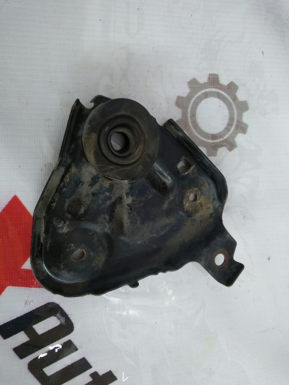 suport radiator superior stânga pentru Nissan Almera 1.5 · 2005 hatchback