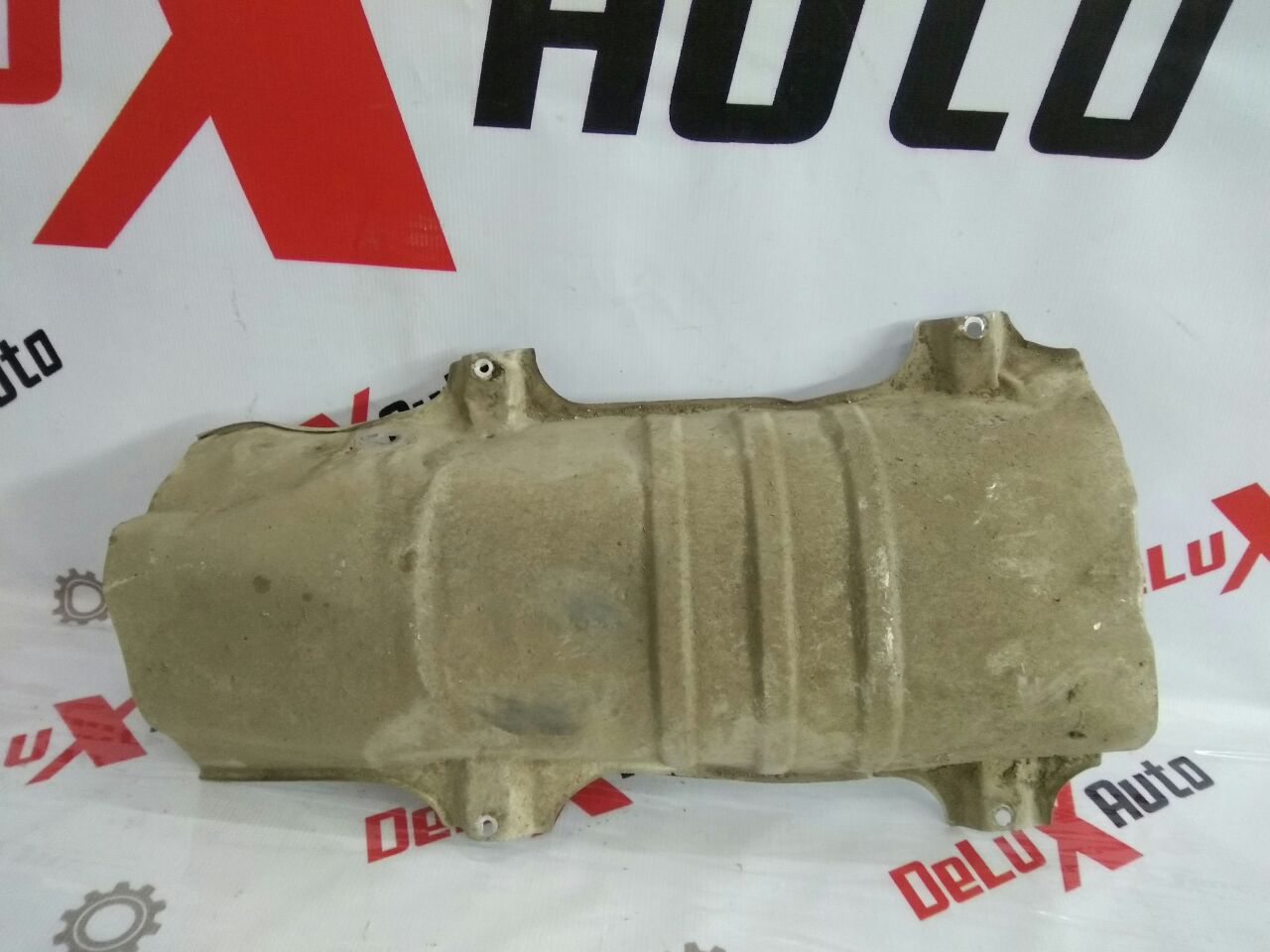 termic ecran eșapament față pentru Nissan Almera 1.5 · 2005 hatchback