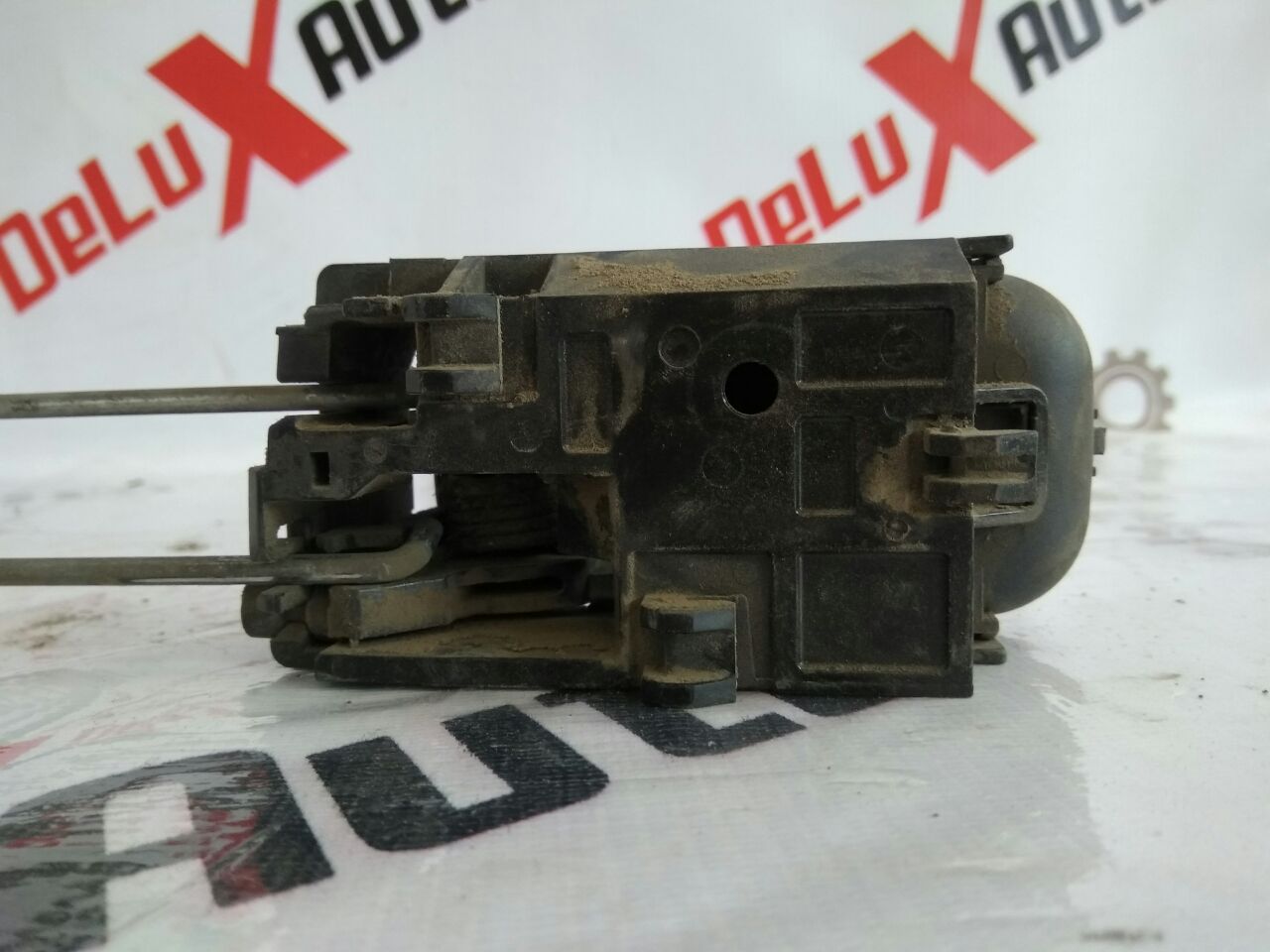 mâner deschidere uși interior spate dreapta pentru Nissan Almera 1.5 · 2005 hatchback