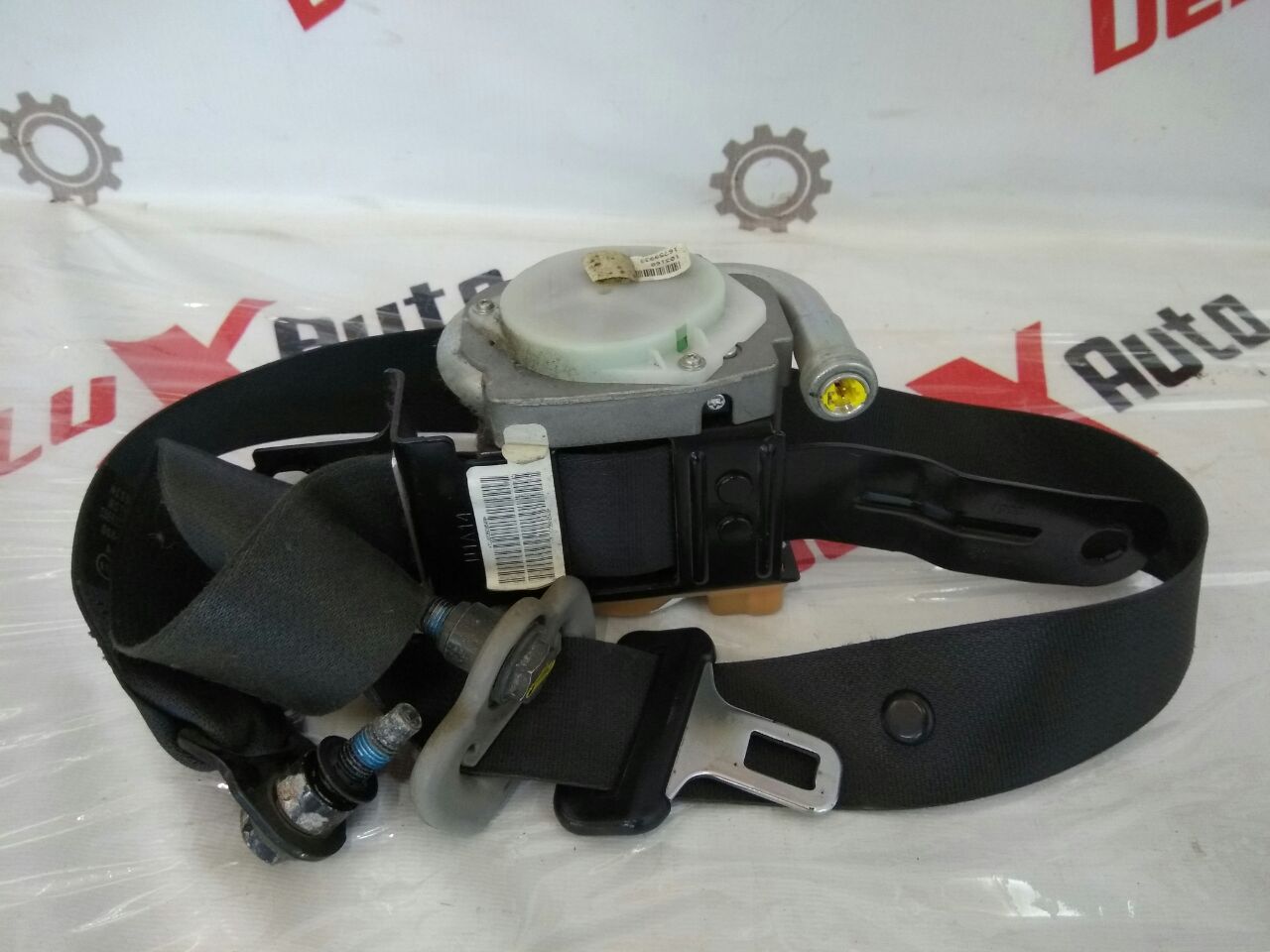 centură siguranță față dreapta cu pirocapsulă pentru Nissan Almera Tino 2.0 · 2006