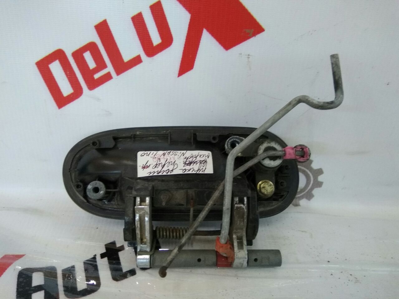 mâner ușă exterior față stânga pentru Nissan Almera Tino 2.0 · 2006