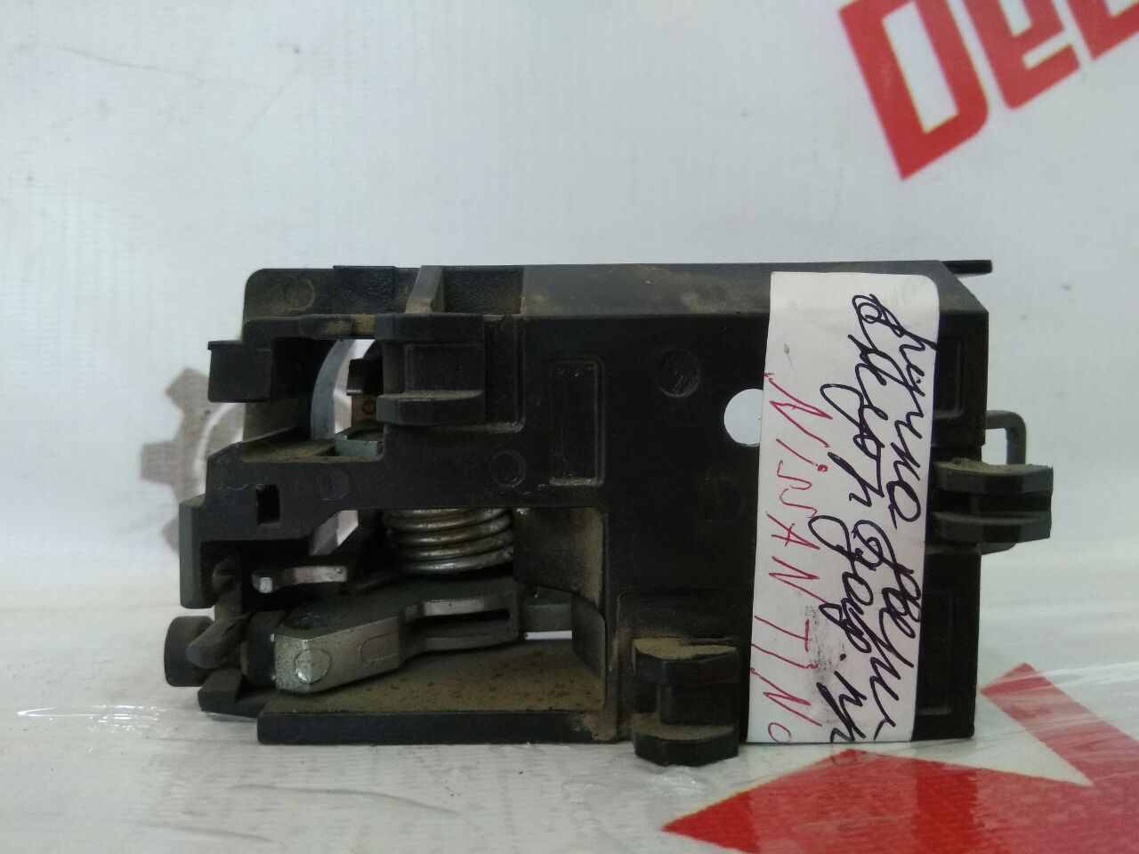 mâner ușă interior spate dreapta pentru Nissan Almera Tino 2.0 · 2006