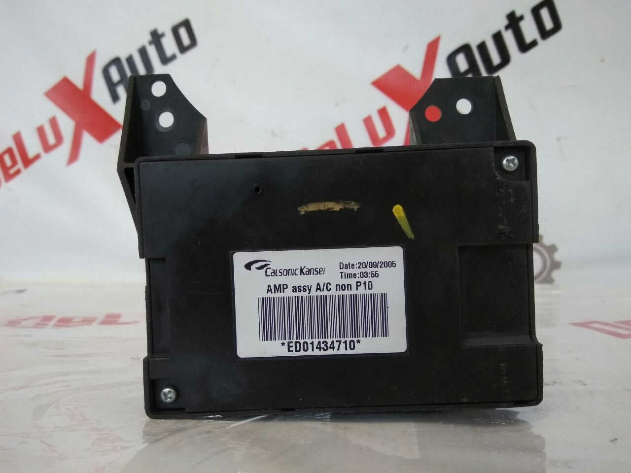 modul confort pentru Nissan Almera Tino 2.0 · 2006