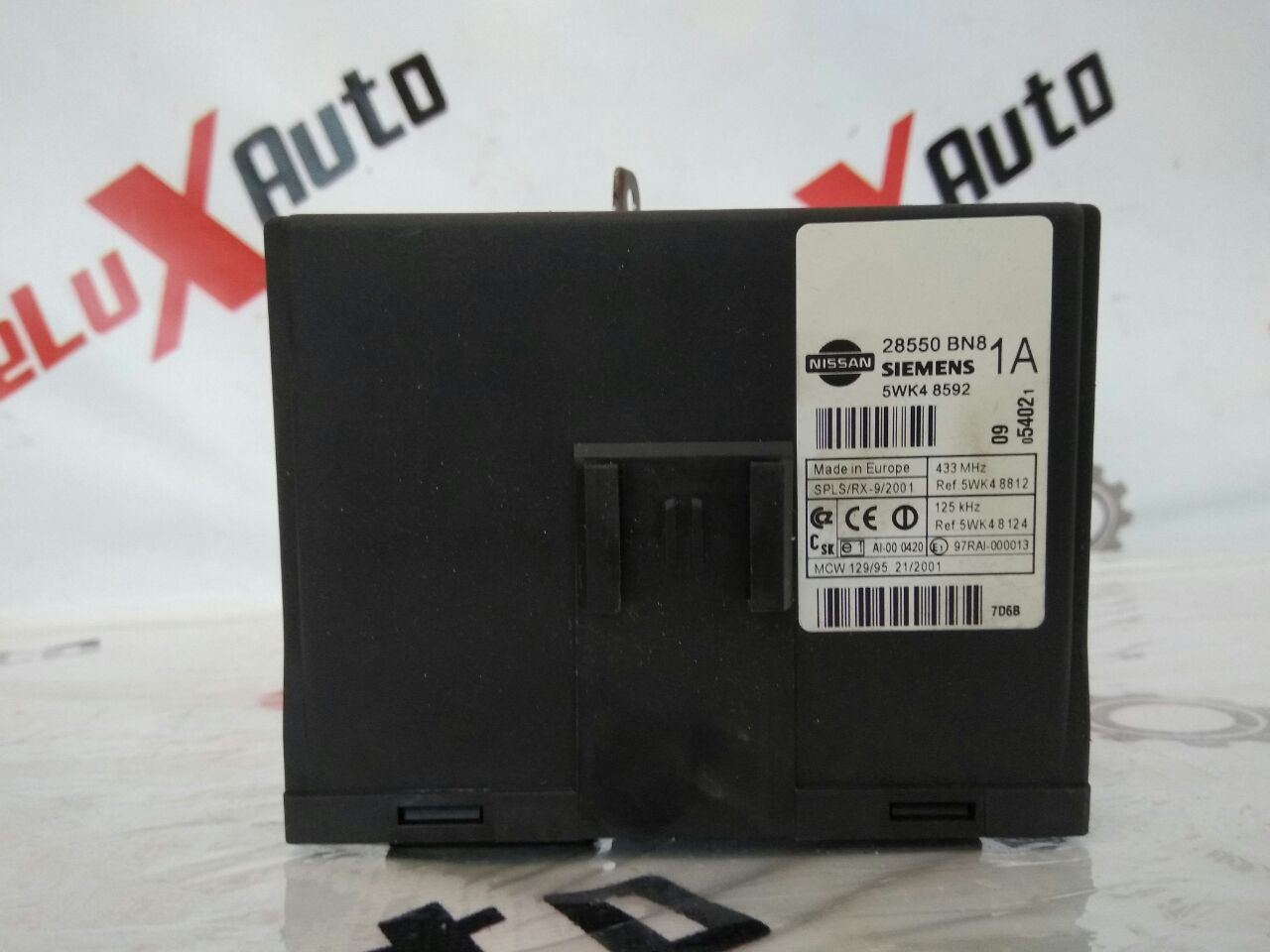 modul confort pentru Nissan Almera Tino 2.0 · 2006