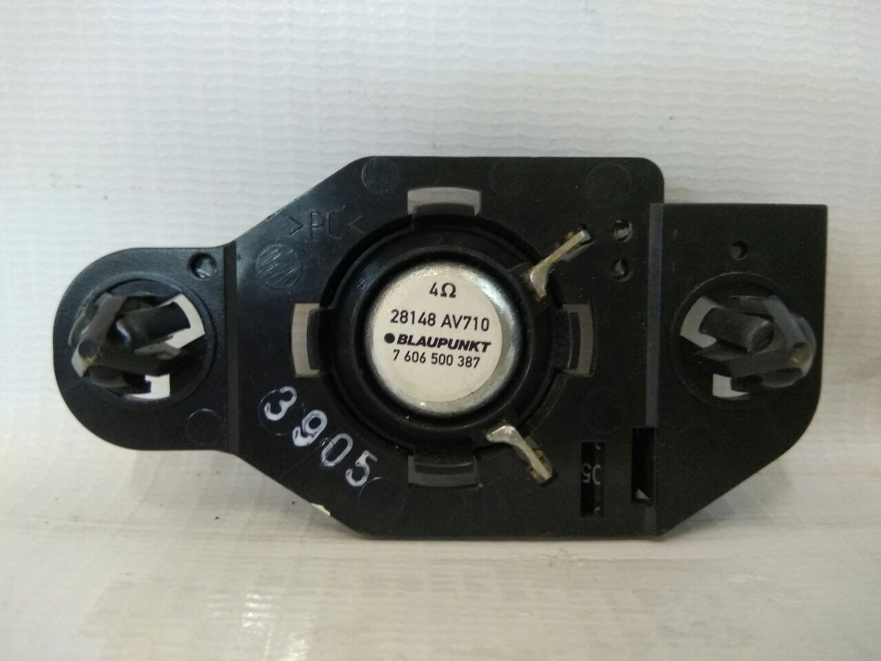avertizor sonor dreapta pentru Nissan Almera Tino 2.0 · 2006