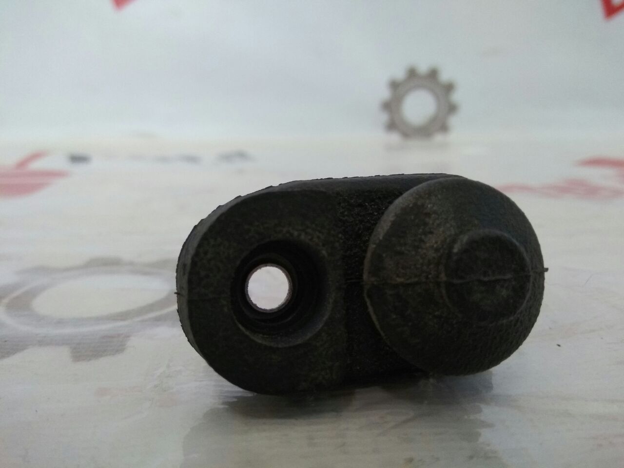 contact de capăt uși față stânga pentru Nissan Almera Tino 2.0 · 2006