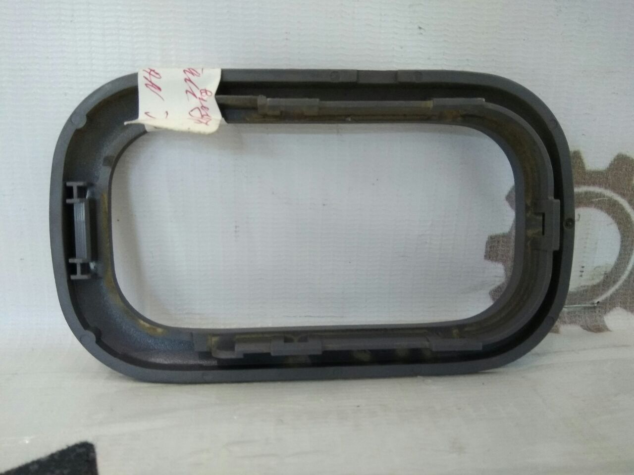 ornament interior mâner uși spate stânga pentru Nissan Almera Tino 2.0 · 2006