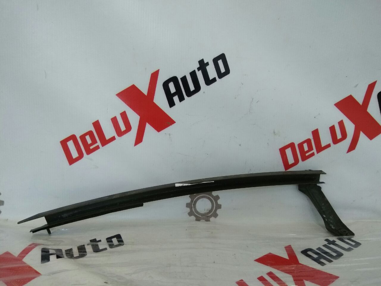ghidaj geam spate dreapta pentru Nissan Almera Tino 2.0 · 2006