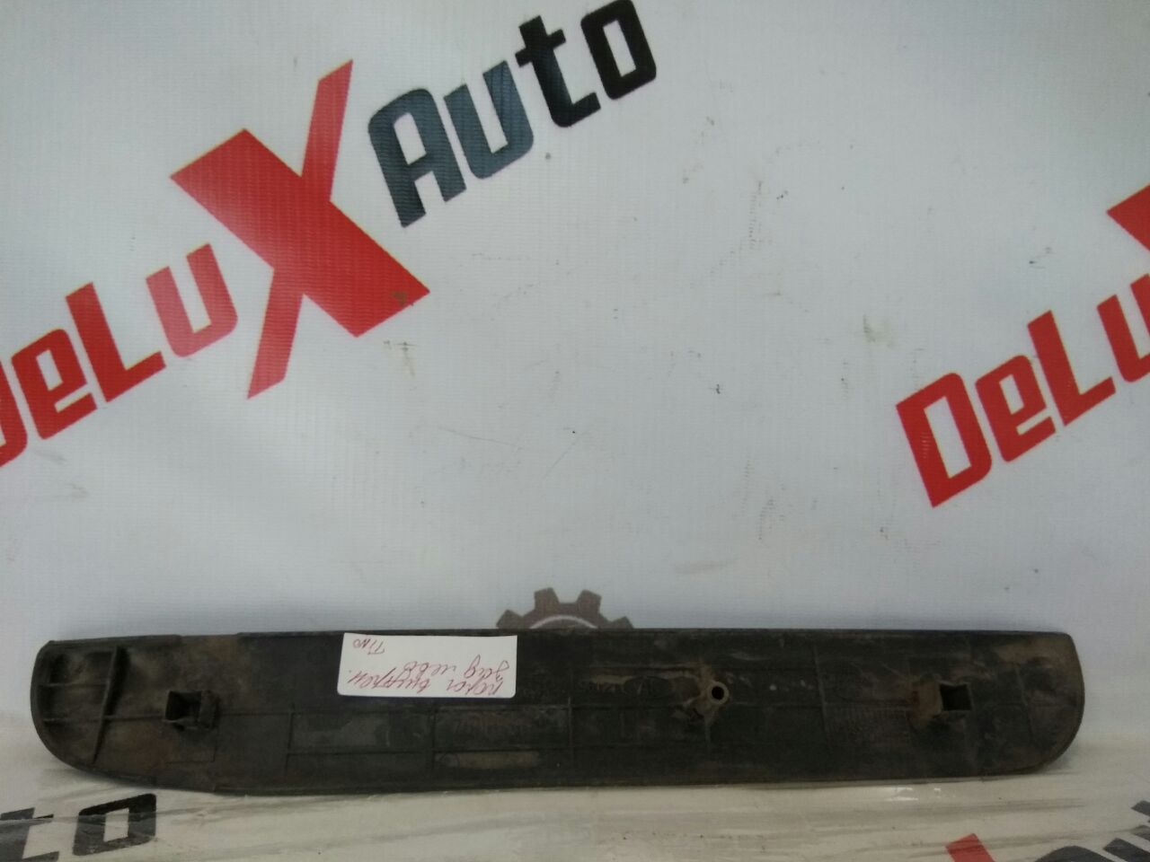 prag uși interior spate stânga pentru Nissan Almera Tino 2.0 · 2006