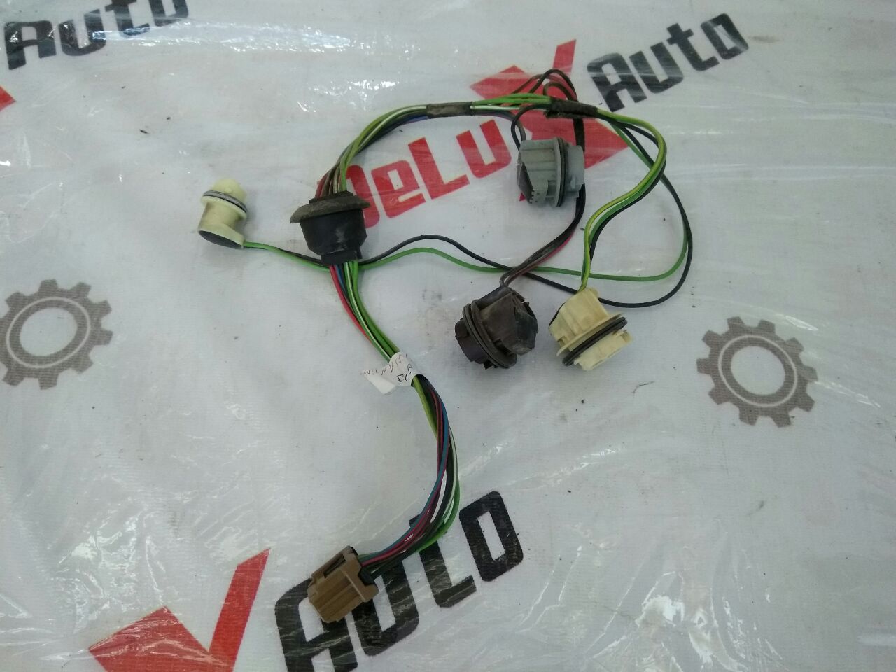 cablaj spate lampă pentru Nissan Almera Tino 2.0 · 2006