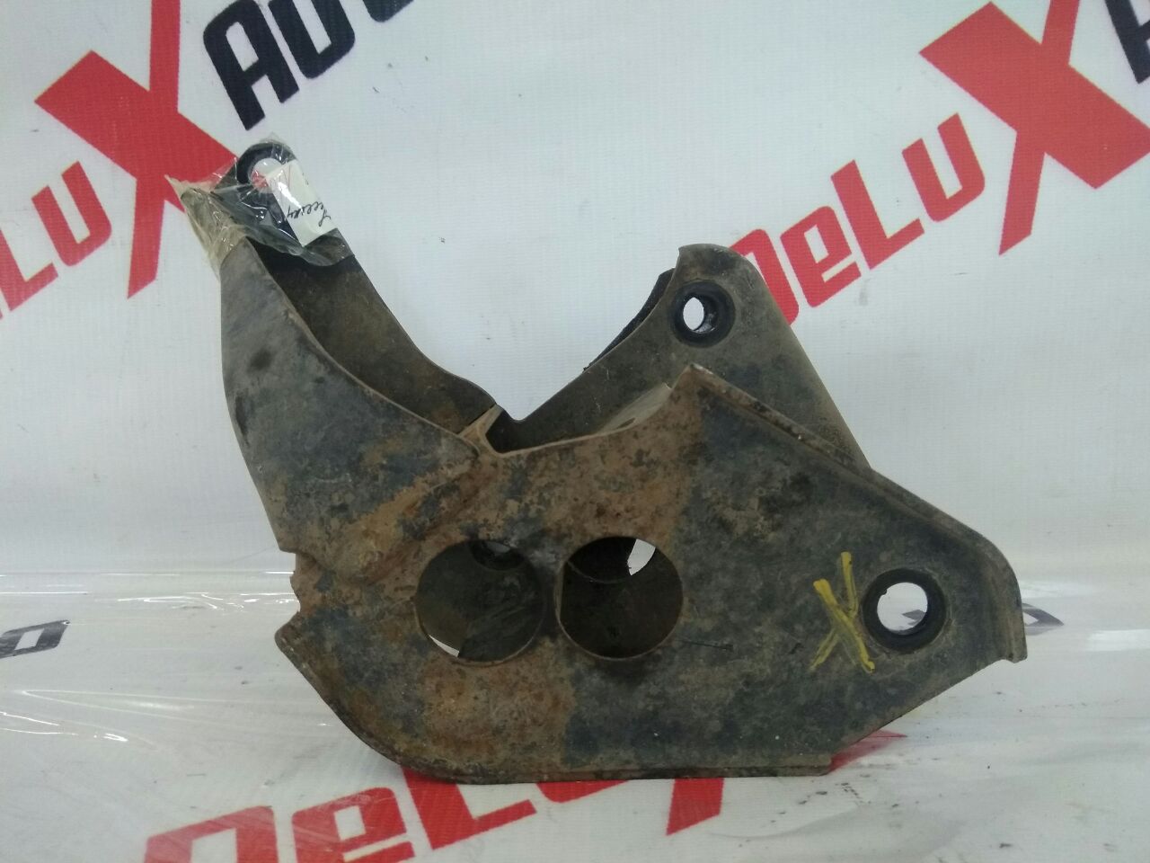 suport spate suport motor pentru Nissan Almera Tino 2.0 · 2006