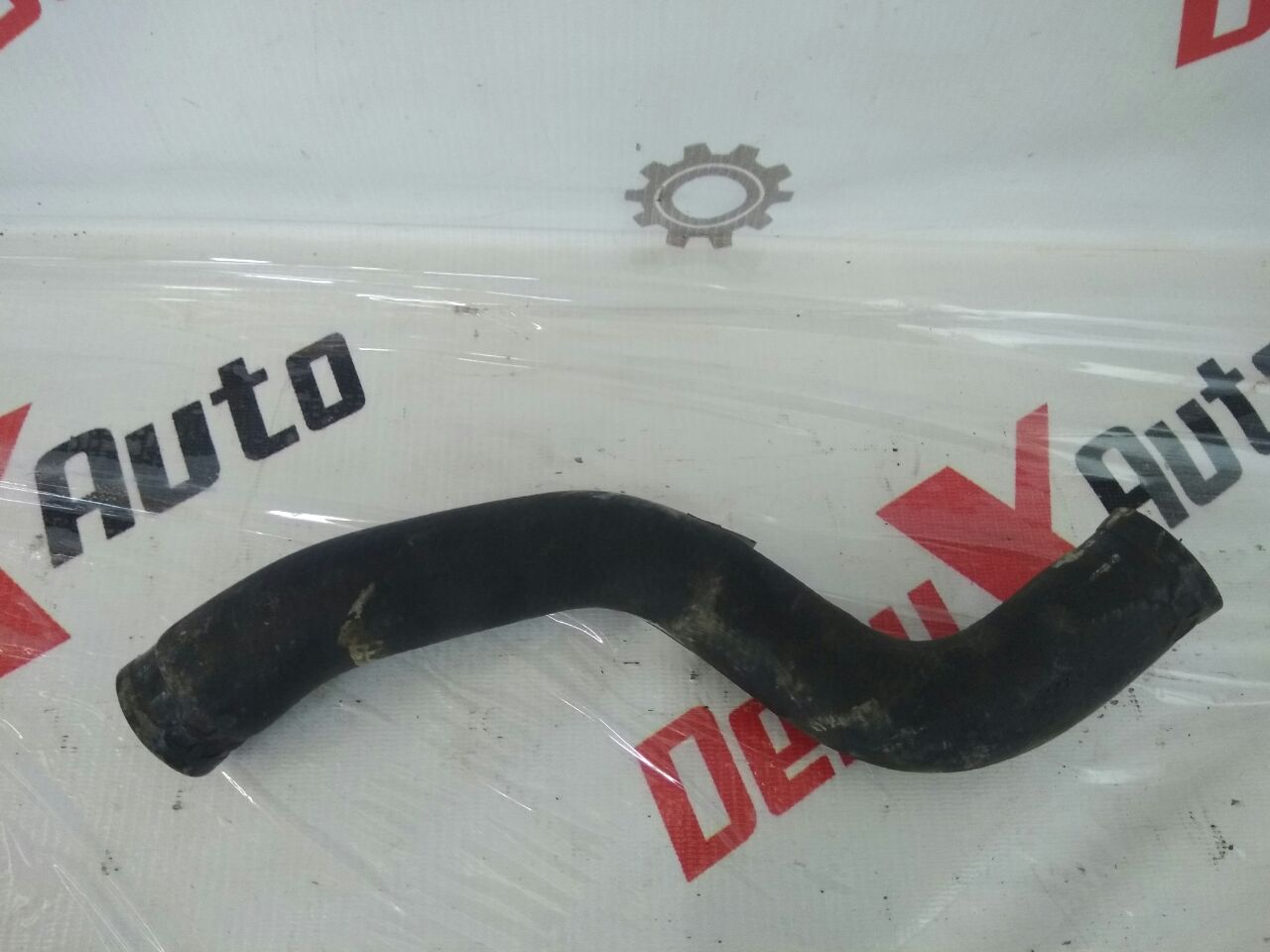 Патрубок для Nissan Almero Tino 2.0 · 2006