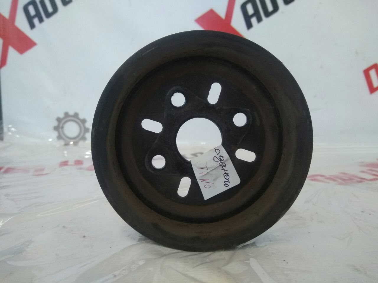 fulie apă pompă pentru Nissan Almera Tino 2.0 · 2006