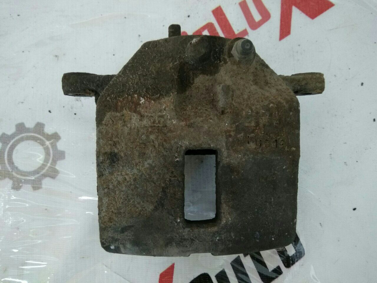 etrier față dreapta pentru Nissan Almera Tino 2.0 · 2006