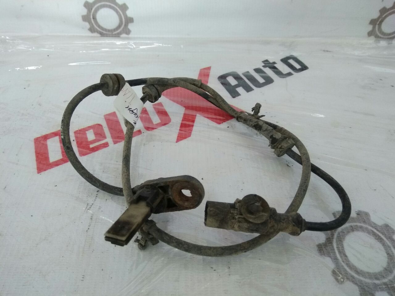 Senzor ABS spate stânga pentru Nissan Almera Tino 2.0 · 2006