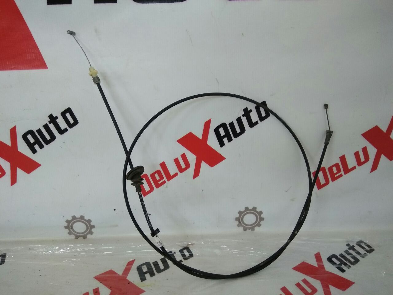 cablu capotă pentru Nissan Almera Tino 2.0 · 2006