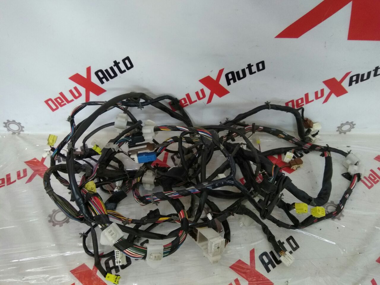 cablaj habitaclu pentru Nissan Almera Tino 2.0 · 2006