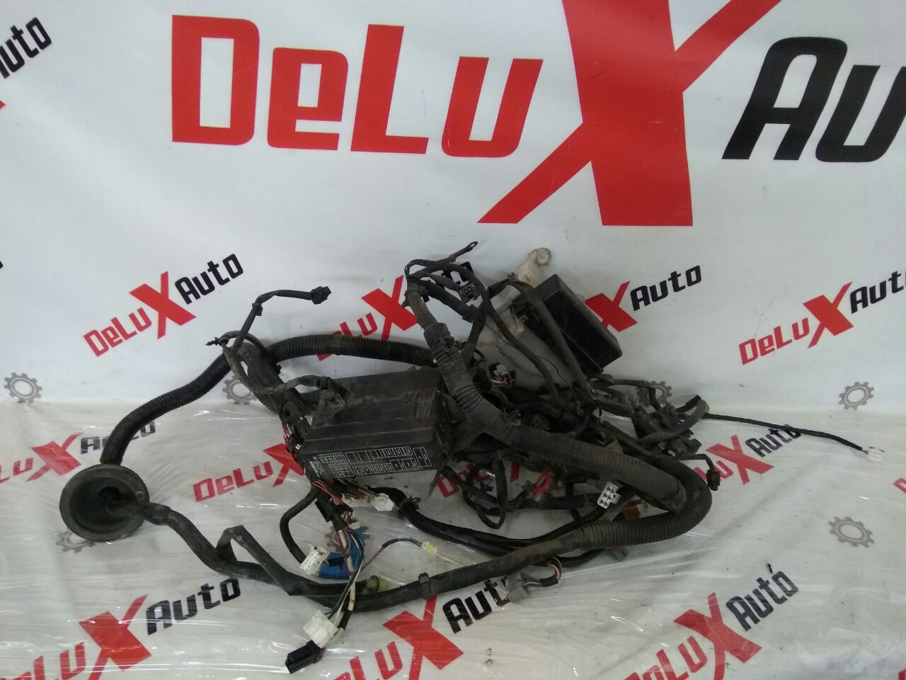 Проводка подкапотная для Nissan Almero Tino 2.0 · 2006