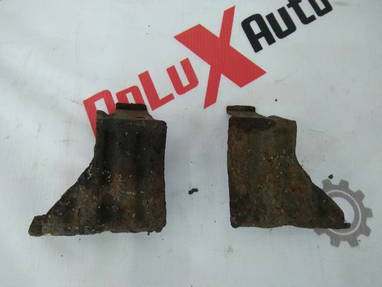 suport radiator aer condiționat pentru Nissan Almera Tino 2.0 · 2006