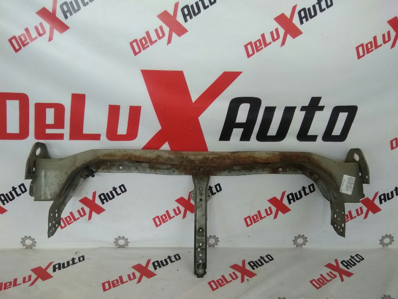 central parte panou frontal cu suport față bară de protecție pentru Nissan Almera Tino 2.0 · 2006