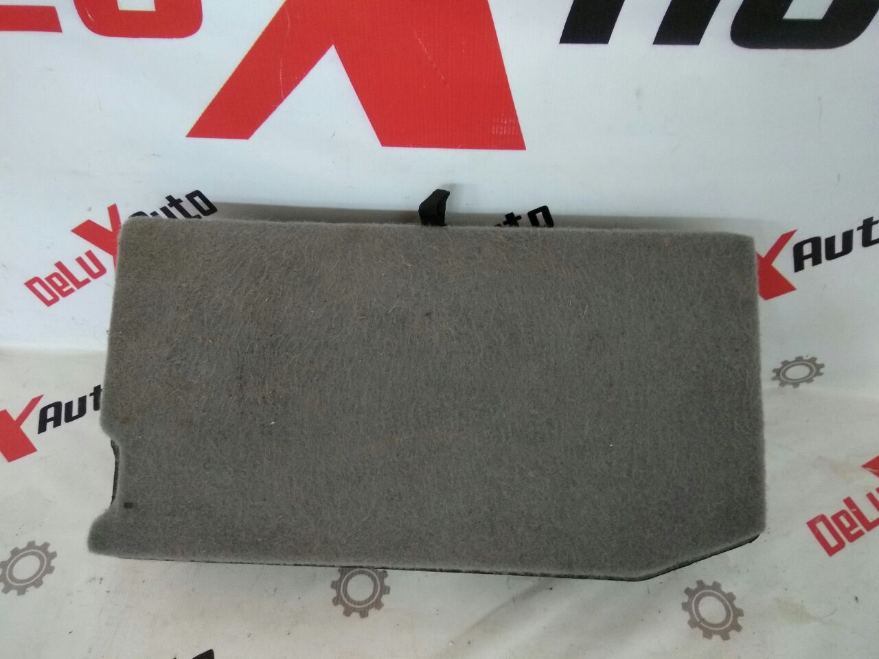 torpedou sub picioare spate dreapta pentru Nissan Almera Tino 2.0 · 2006